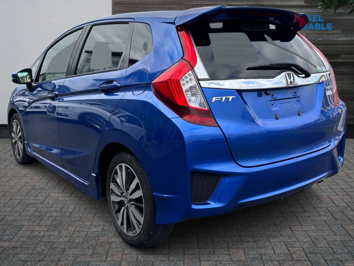 Honda Fit 1.5L Petrol Hybrid Automatic - Image 4