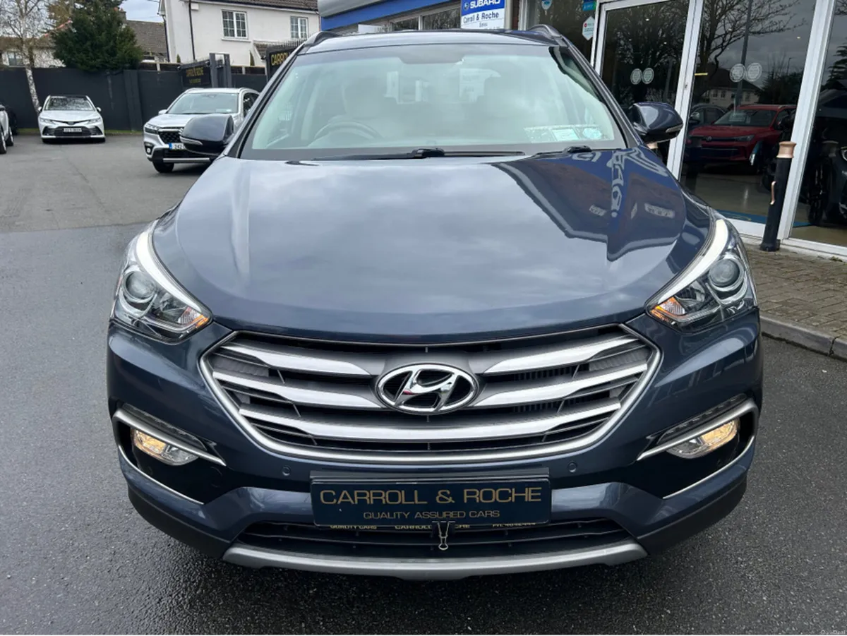 Hyundai Santa Fe 7-Seater -Automatic | Low Mileage - Image 3
