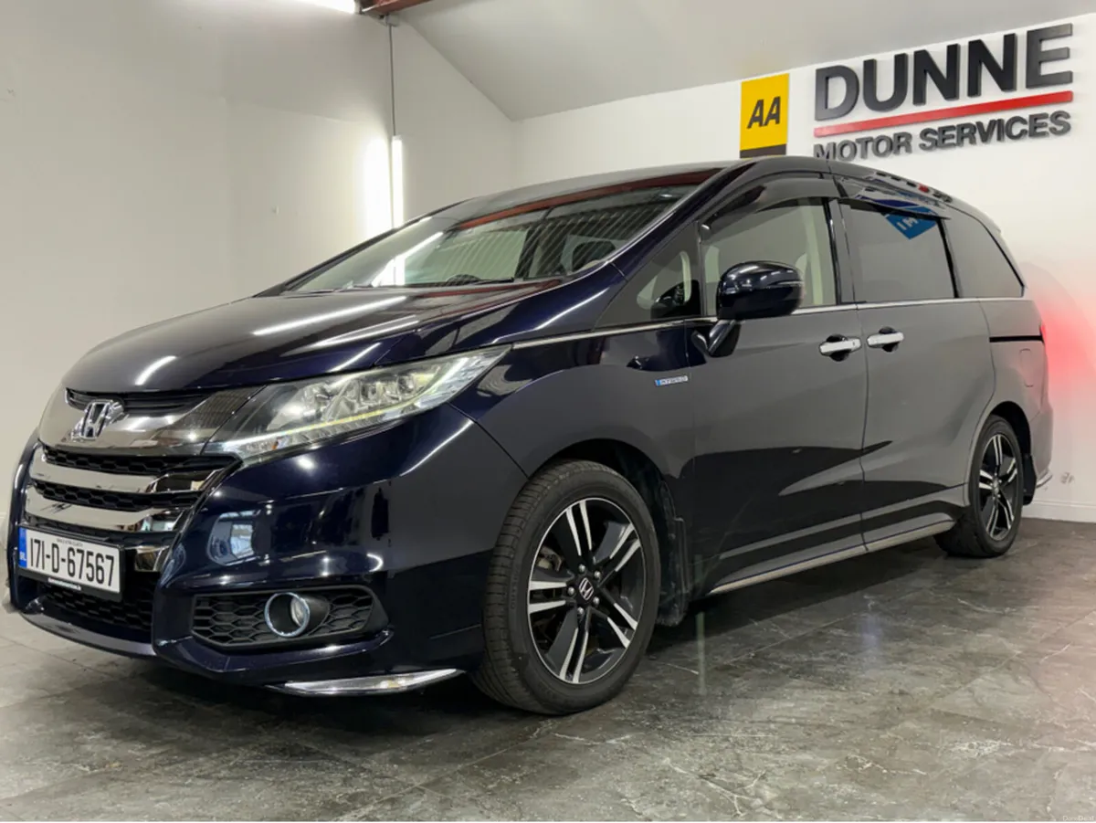 Honda Odyssey **7 SEATS**MIDDLE ROW CAPTIANS CHAIR - Image 3