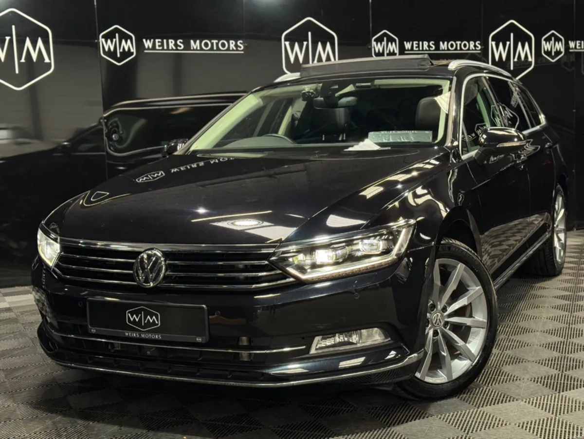 Volkswagen Passat 2.0 TDI HIGHLINE//PAN ROOF//AUTO - Image 2