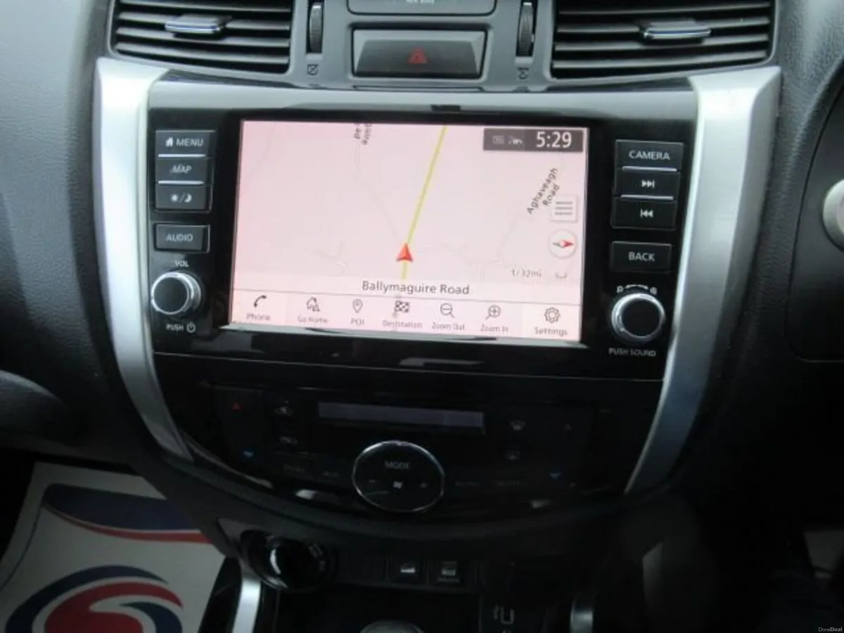 2.3 dCi Tekna Pickup Double Cab 4dr Diesel Auto 4W - Image 4