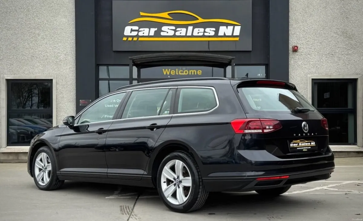 2.0 TDI EVO SE Nav Estate 5dr Diesel Manual Euro 6 - Image 4