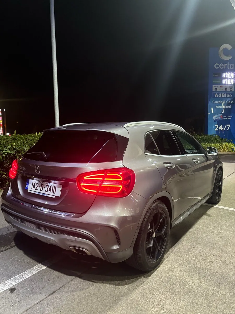 Mercedes Benz GLA (180) AMG - Image 3