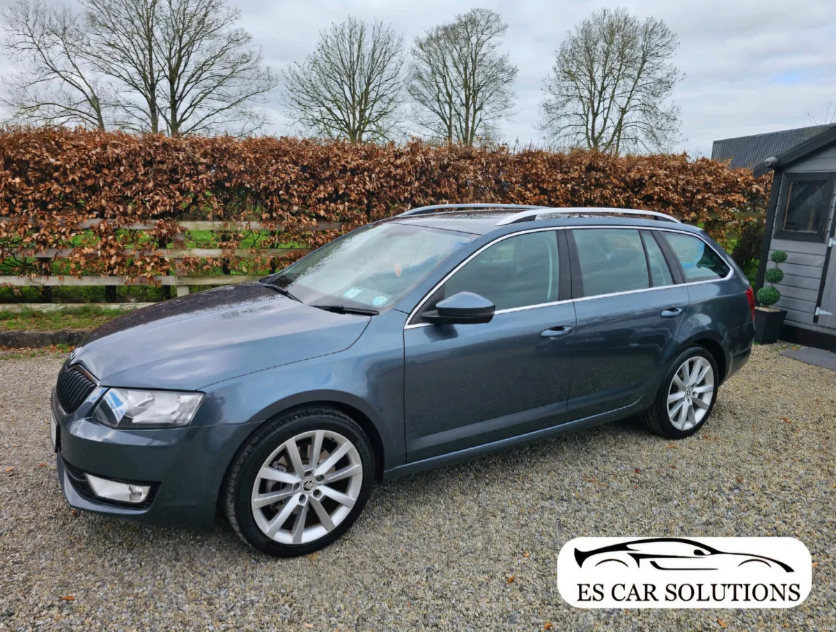 152 Skoda Octavia 2.0 TDI AUTOMATIC 4X4 06/27 - Image 2
