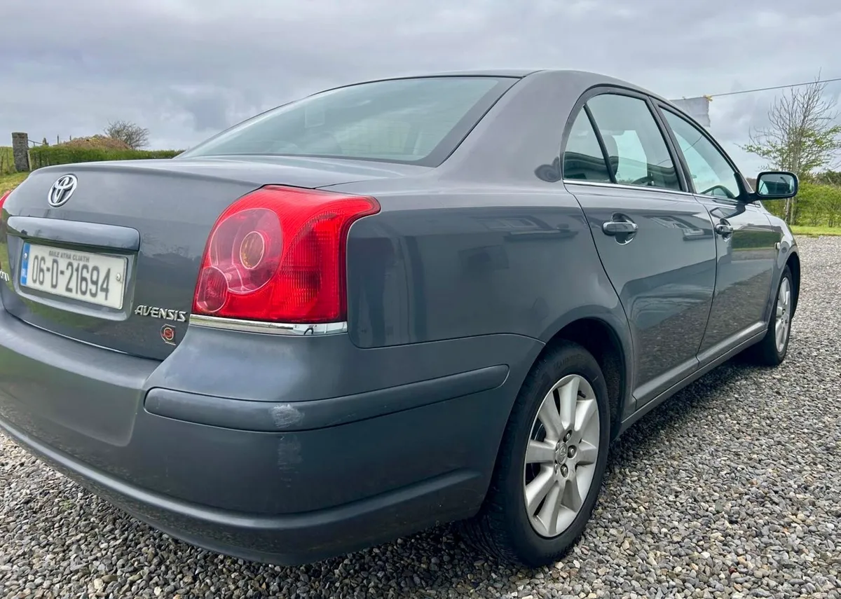 Immaculate 06 Toyota Avensis - Image 2
