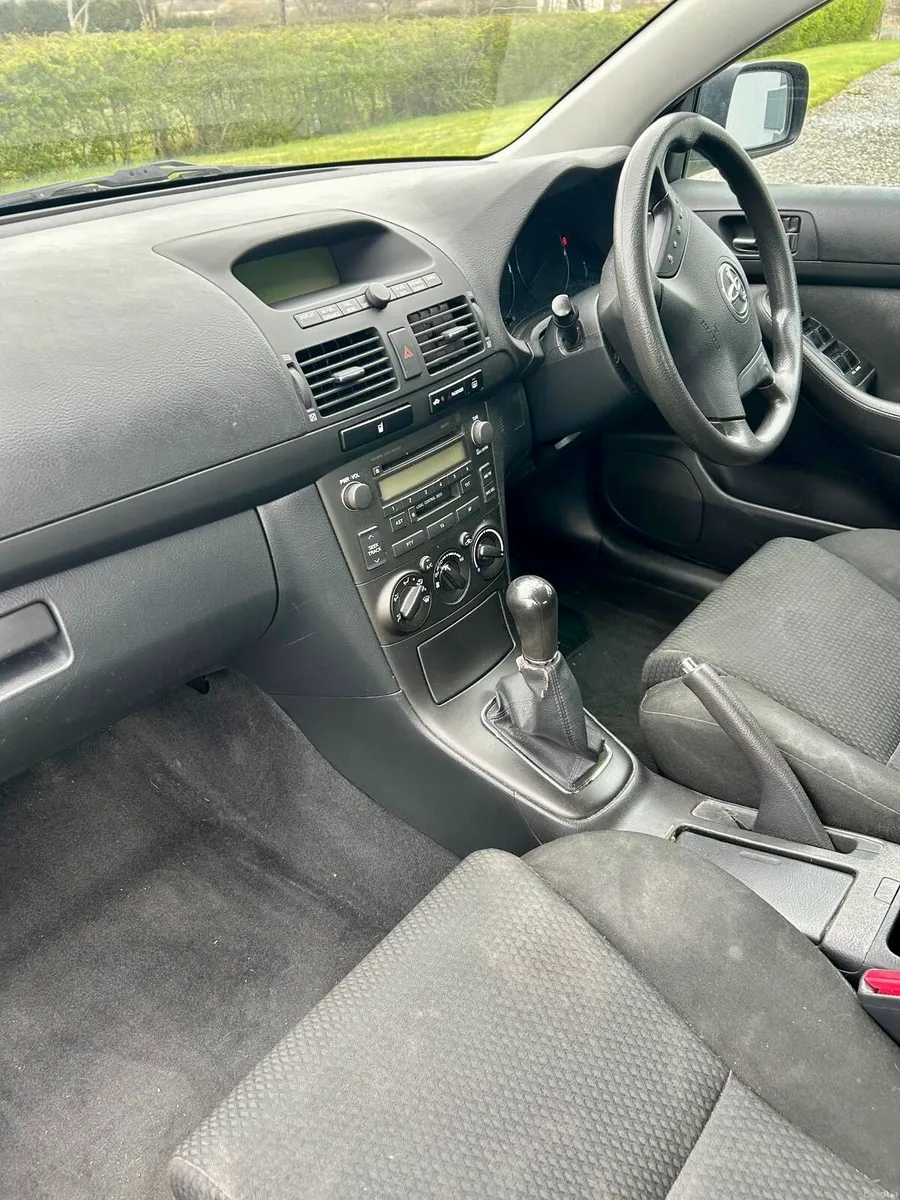 Immaculate 06 Toyota Avensis - Image 4
