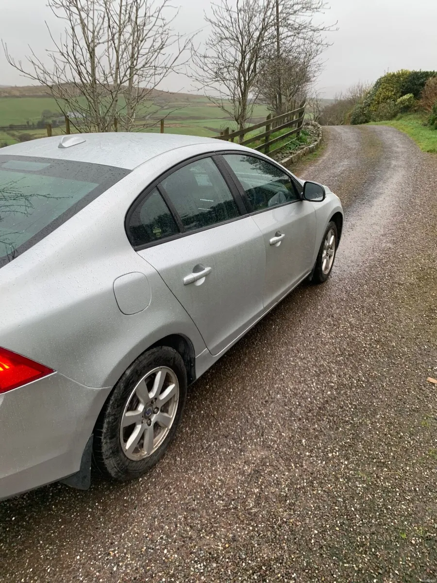 Volvo S60 2012 NCT 02-27 (need gone) - Image 4
