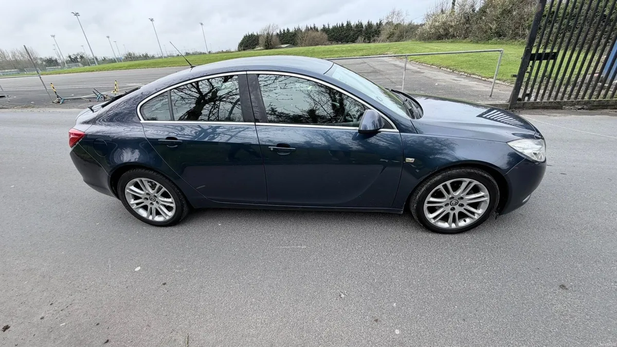 Vauxhall insignia - Image 2