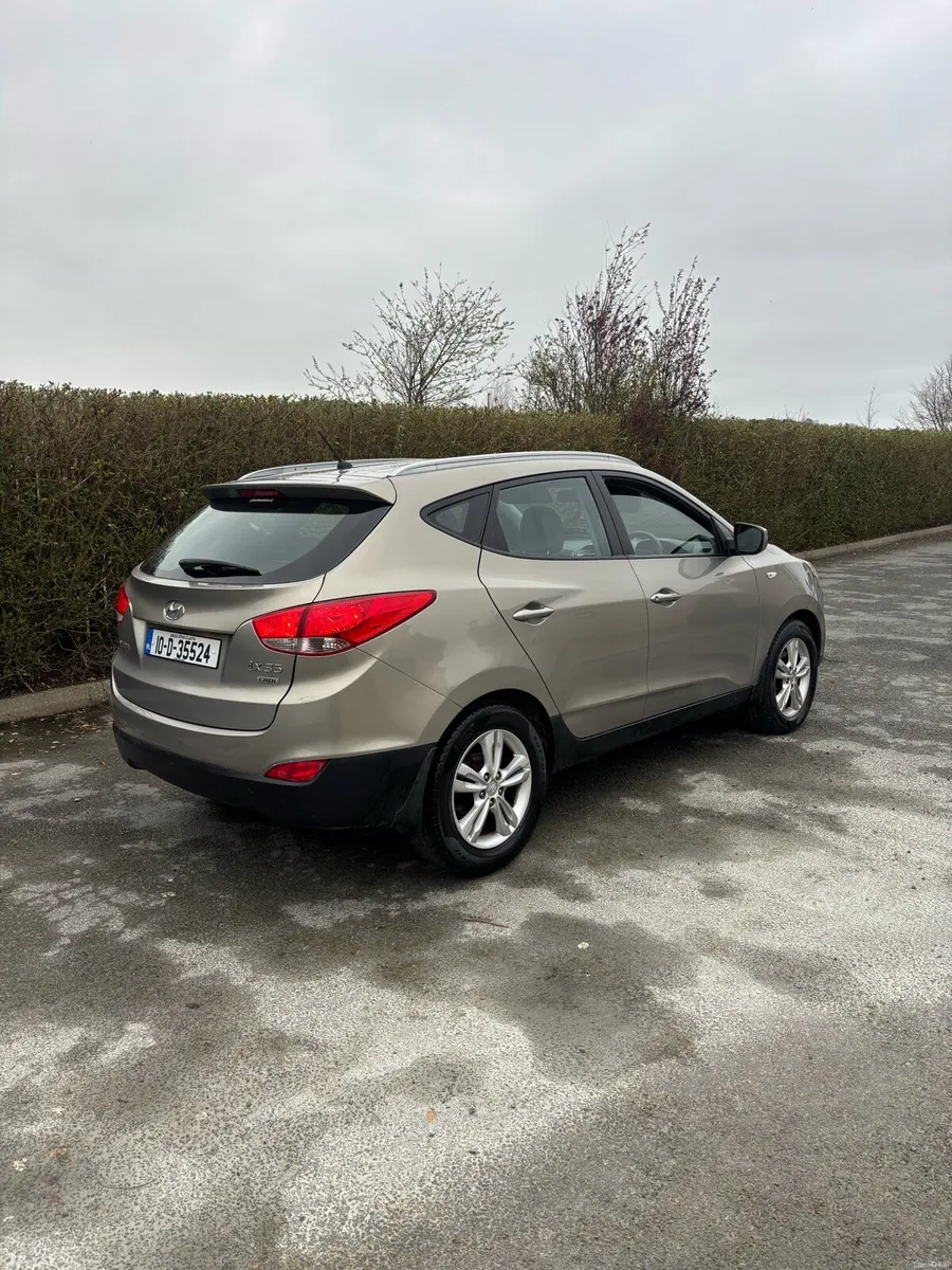 Hyundai ix35 - Image 2