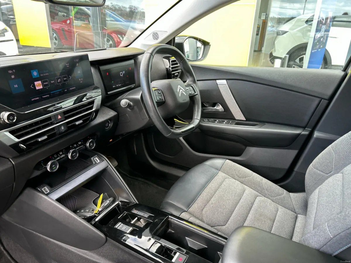 Citroen C4 FLAIR PURETECH 130 SS EAT8 4DR - Image 3