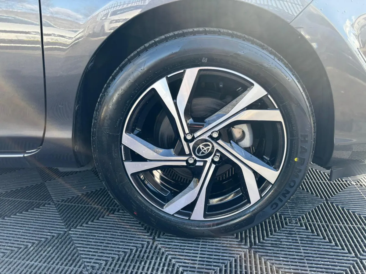 Toyota Aqua Toyota Aqua 1.5 self charging hybrid, - Image 3