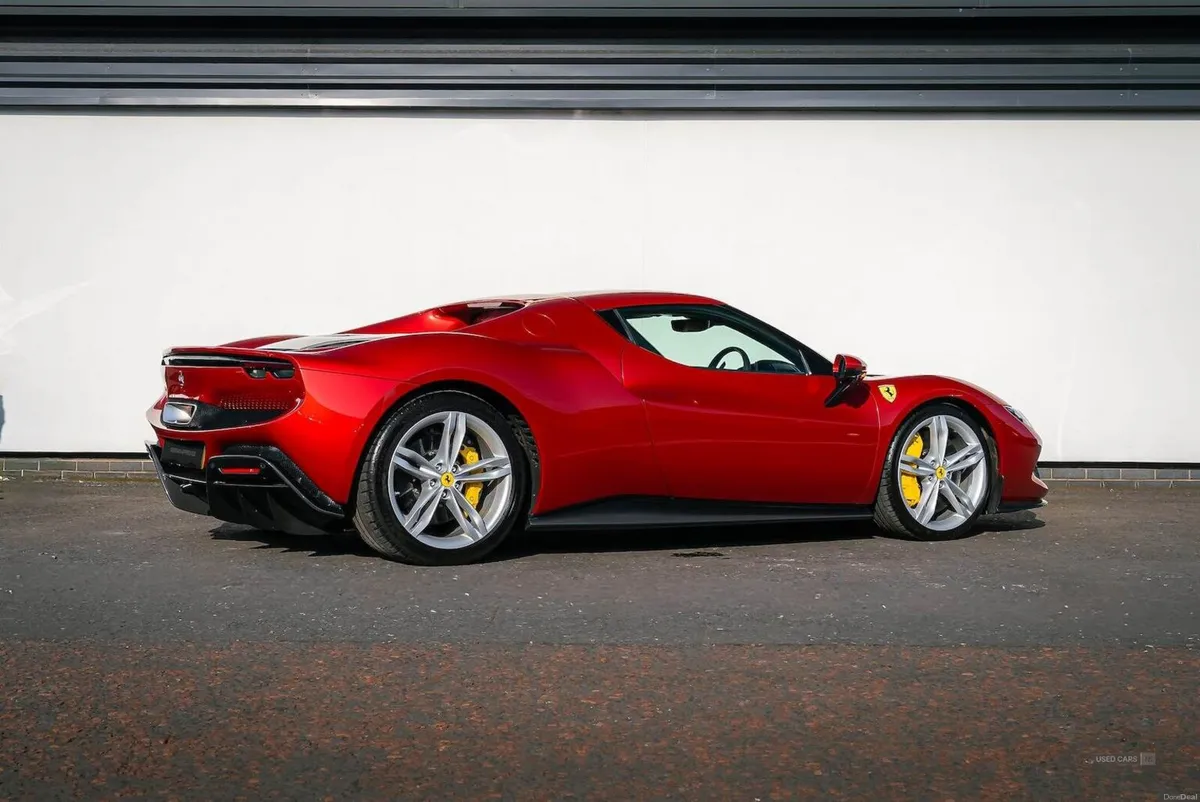 Ferrari Other 3.0T V6 7.45Kwh F1 Dct Euro 6 (S/S) - Image 3