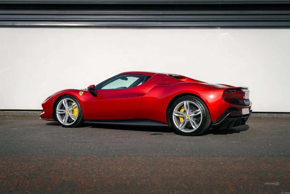 Ferrari Other 3.0T V6 7.45Kwh F1 Dct Euro 6 (S/S) - Image 4