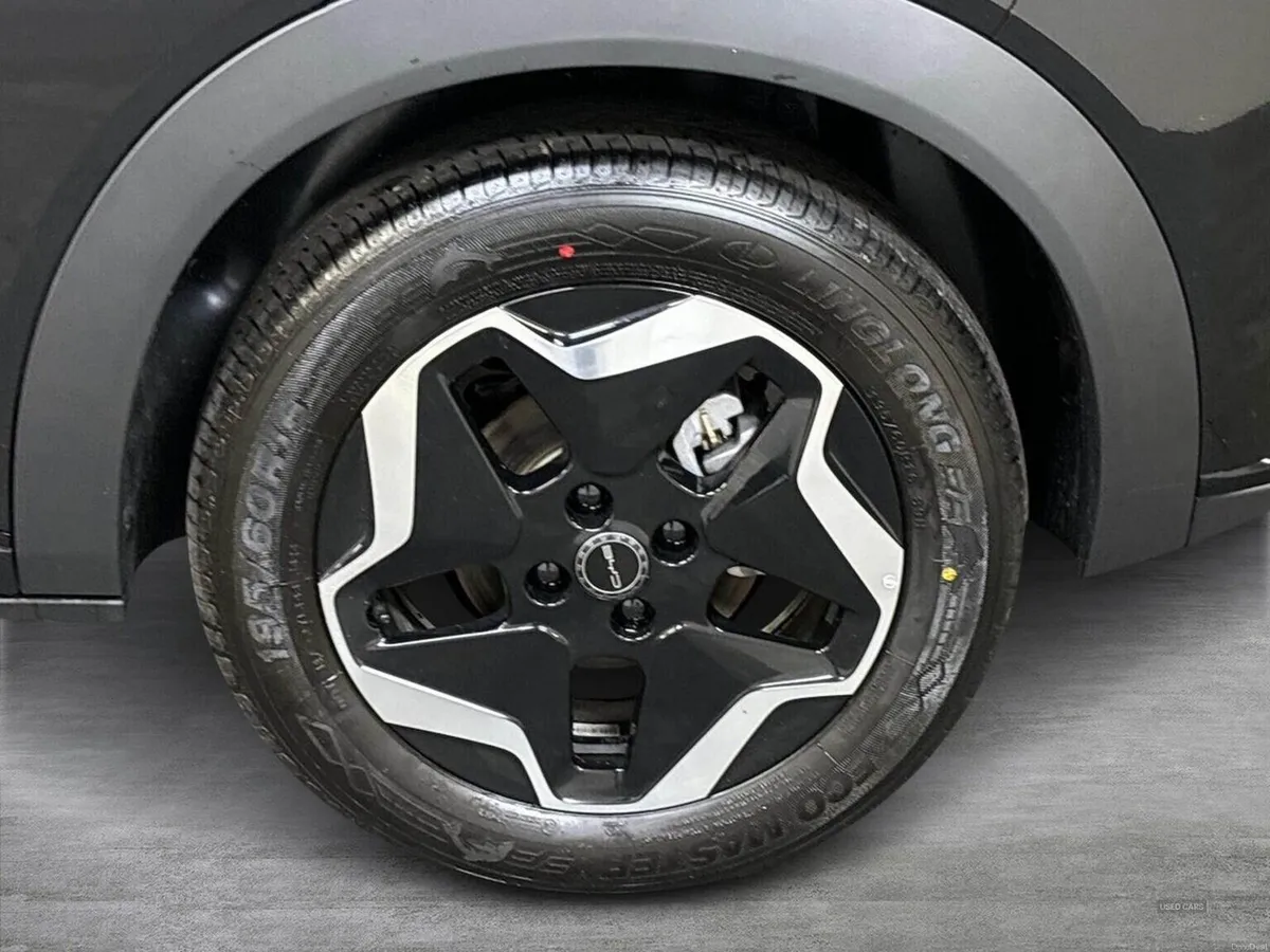 BYD DOLPHIN 70Kw Active 44.9Kwh 5Dr Auto - Image 6
