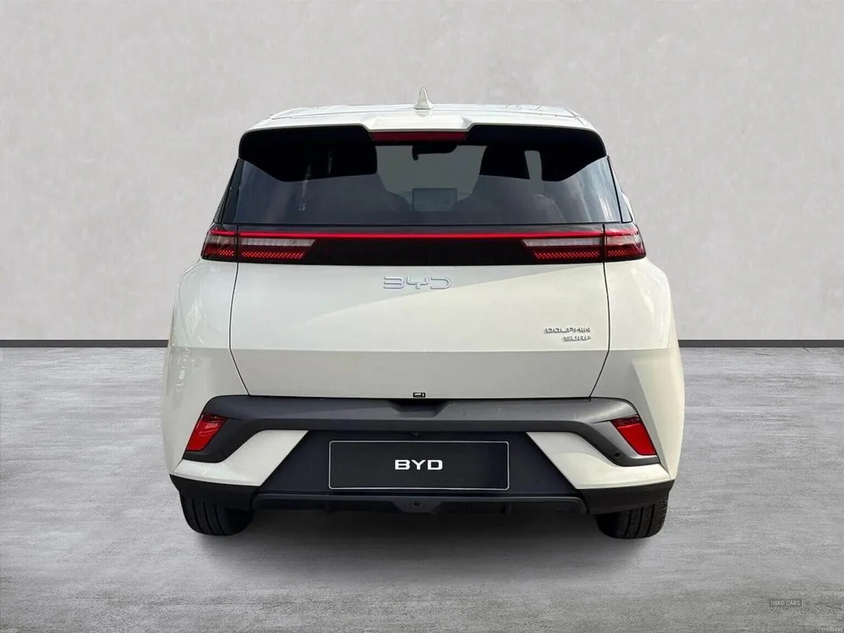 BYD DOLPHIN SURF 115Kw Comfort 43Kwh 5Dr Auto - Image 4