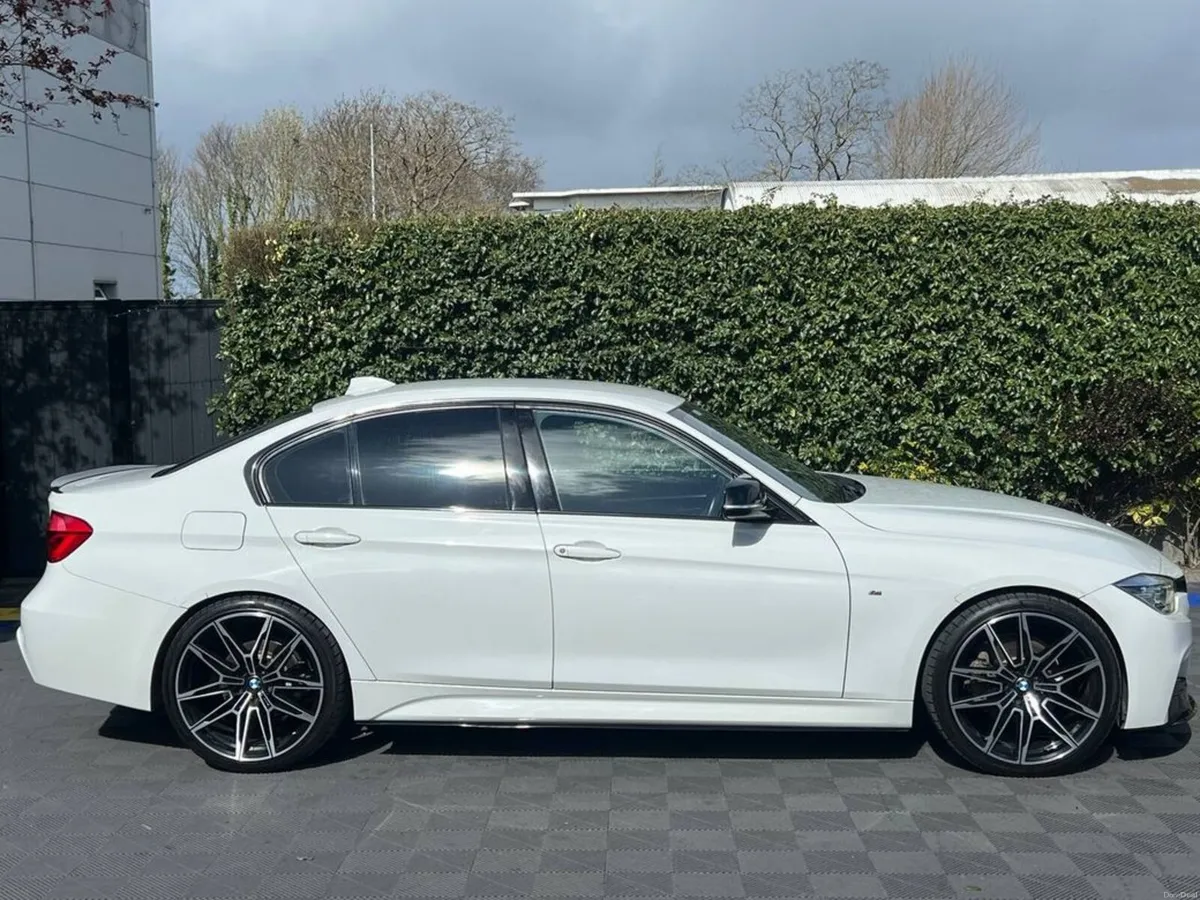 BMW 3-Series 320d M-SPORT COMPETITION PACK // FULL - Image 2