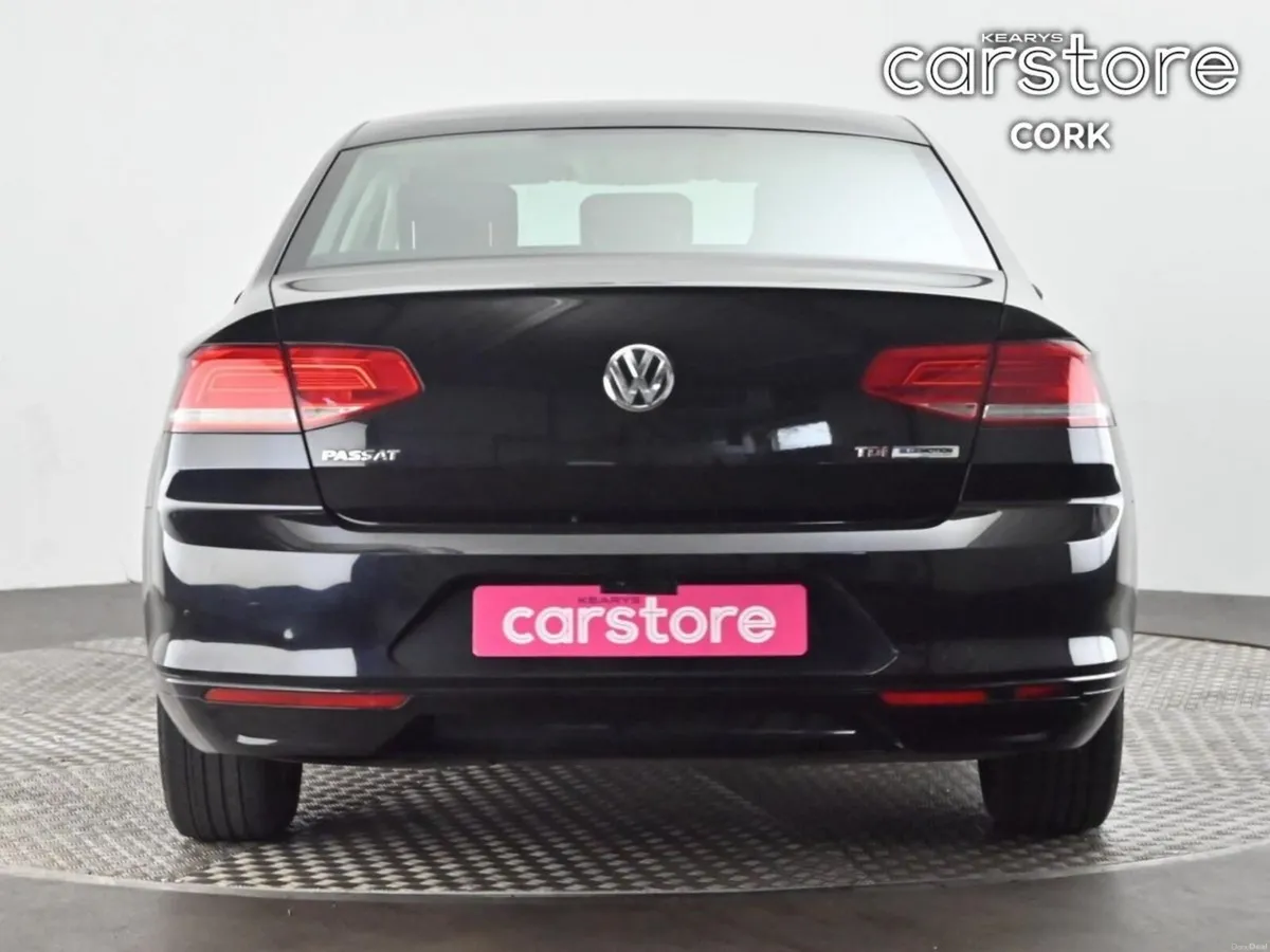 Volkswagen Passat 1.6 TDI 120HP Trendline - Image 4