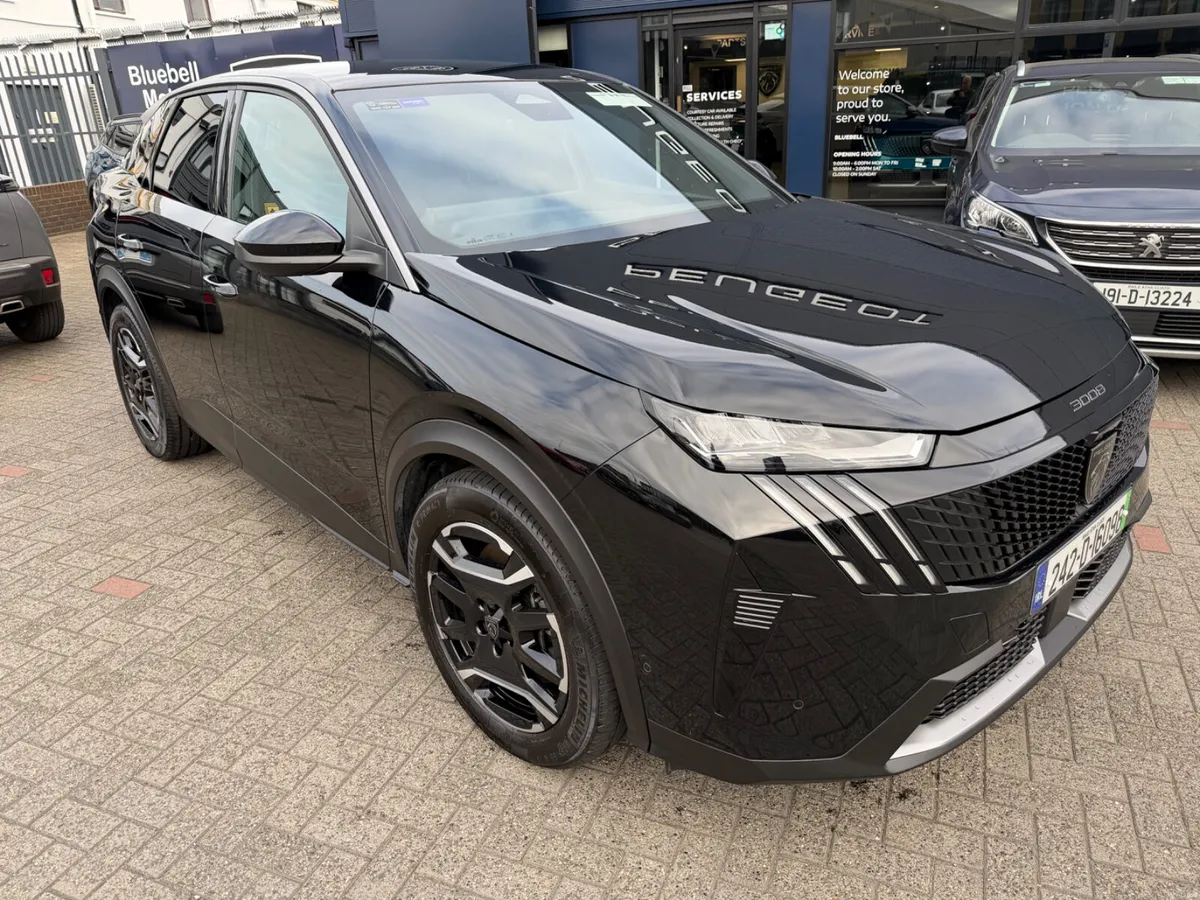 2024 Peugeot 3008 eAllure 73kwh - Image 1