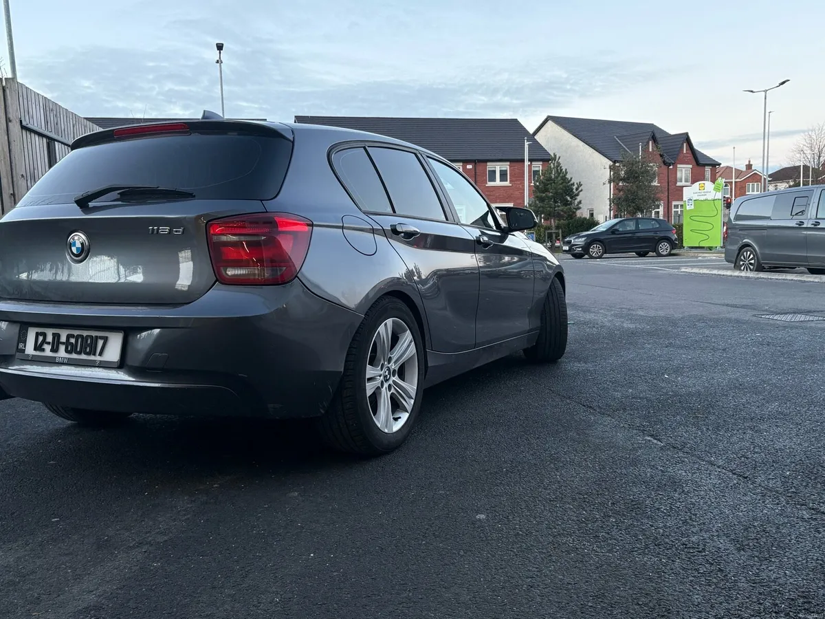BMW 118d - Image 2