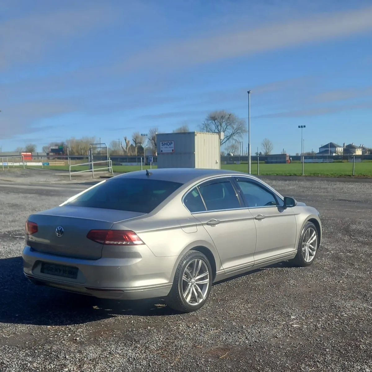 Volkswagen Passat 2016 - Image 4