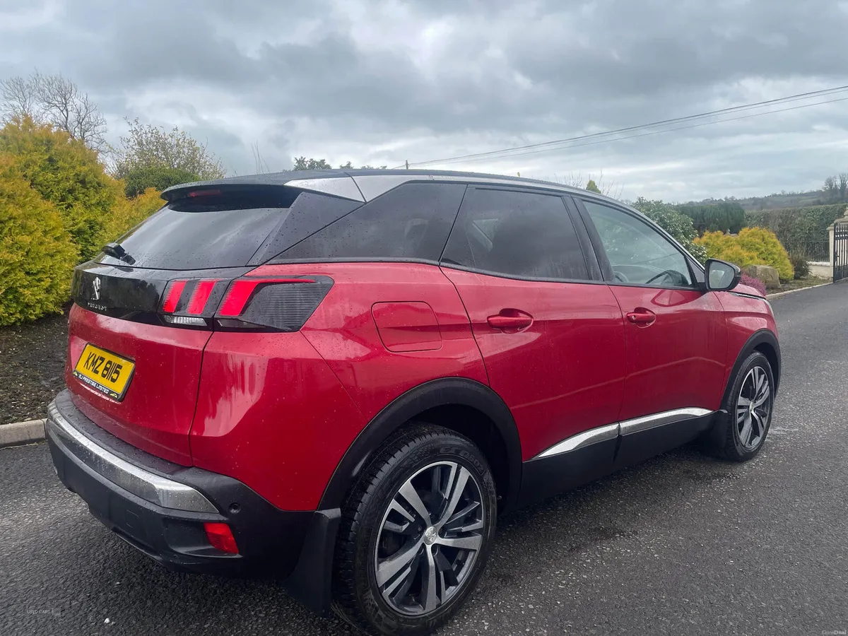 Peugeot 3008 DIESEL ESTATE - Image 2
