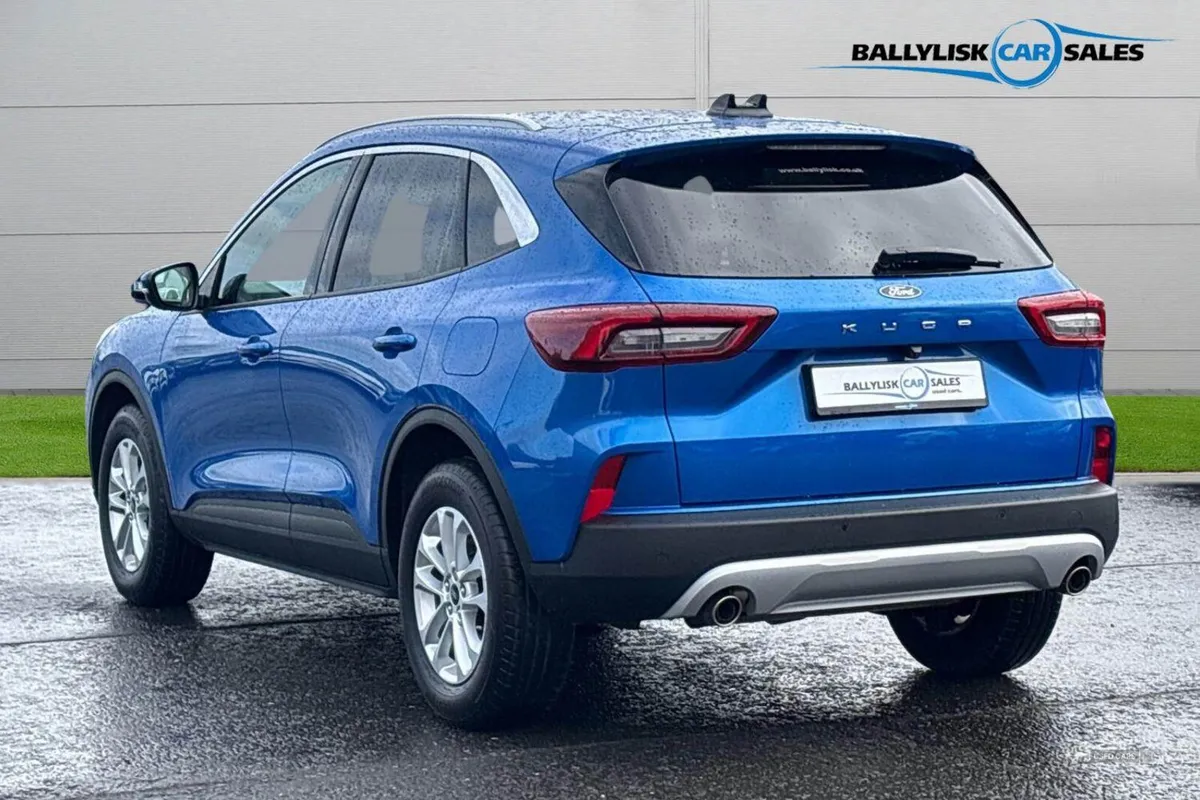 Ford Kuga 1.5 Titanium Petrol Manual Euro 6 (s/s) - Image 2