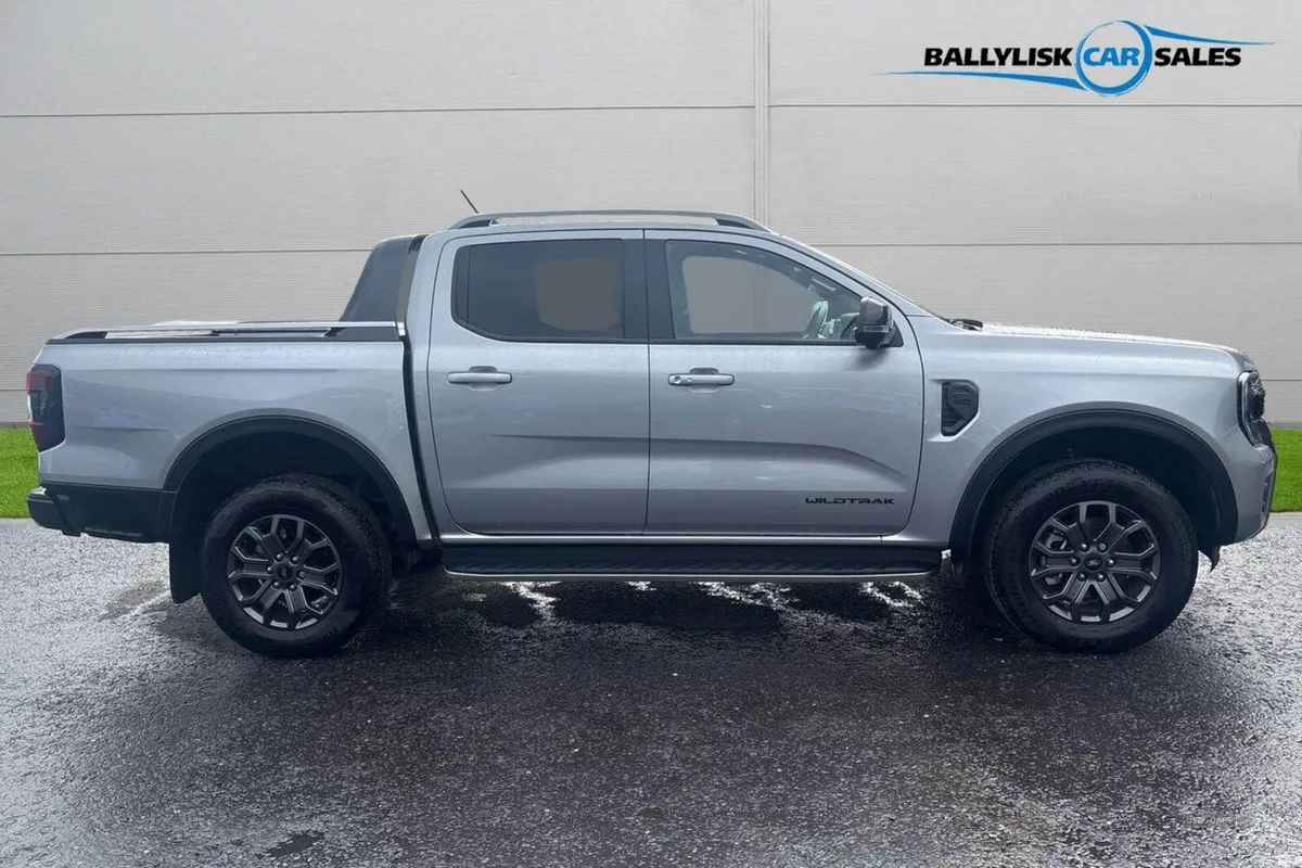 Ford Ranger 2.0 EcoBlue Wildtrak Auto 4WD In Silve - Image 3