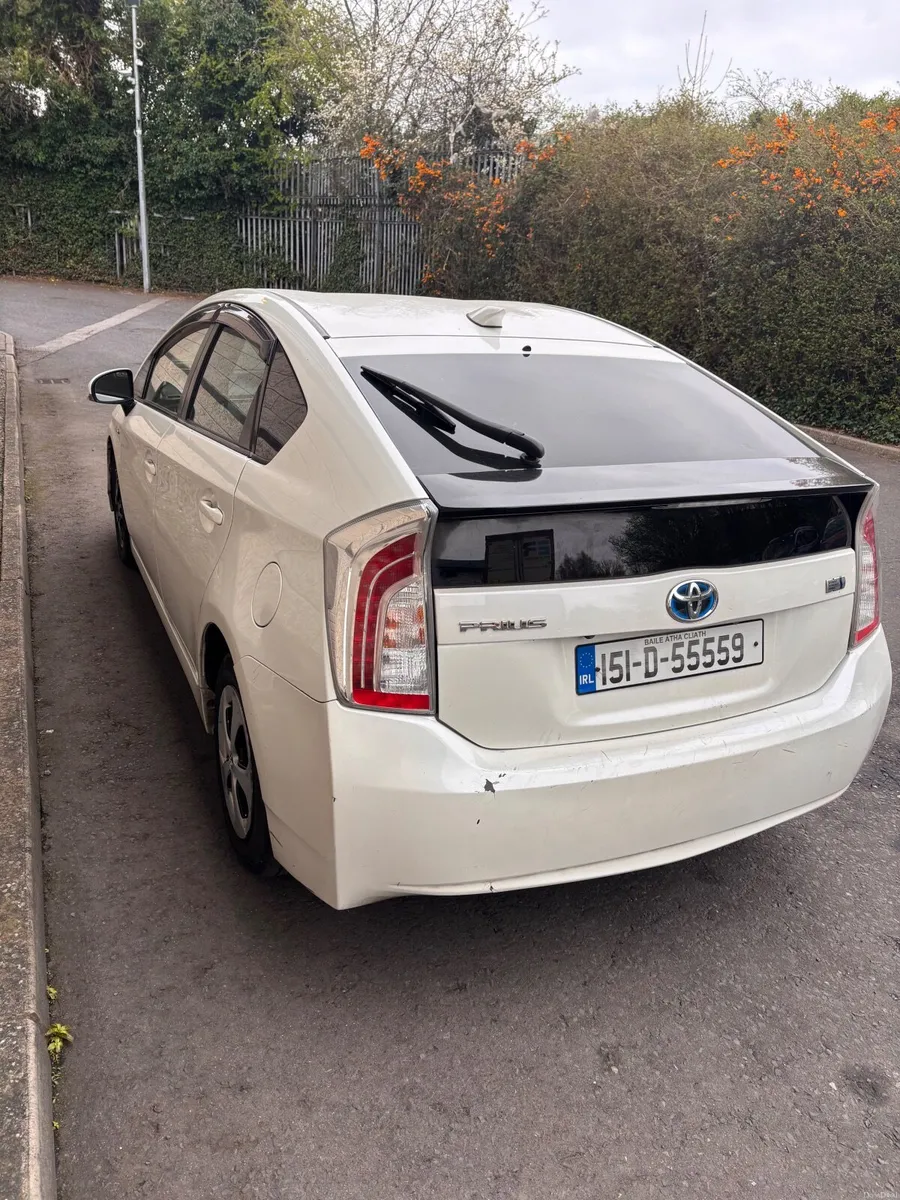 Toyota Prius 2015 - Image 4