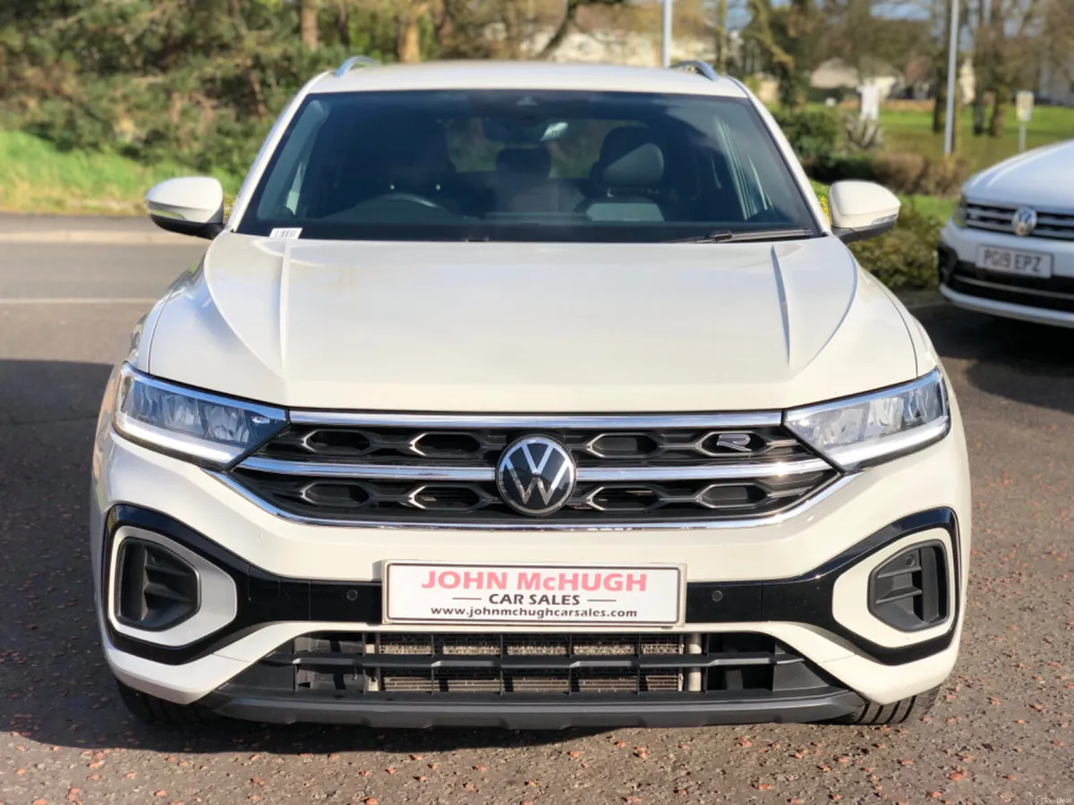 2024 Volkswagen T-Roc - Image 3