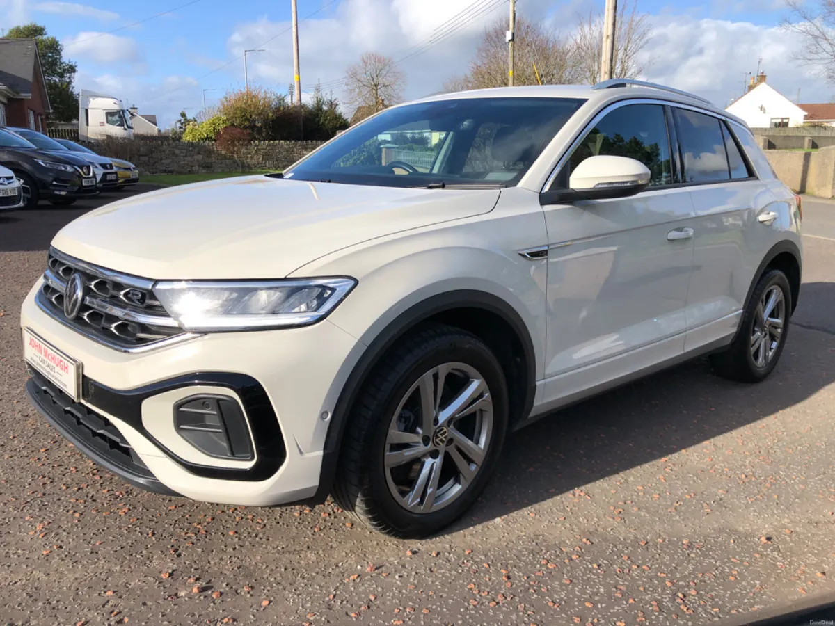 2024 Volkswagen T-Roc - Image 4