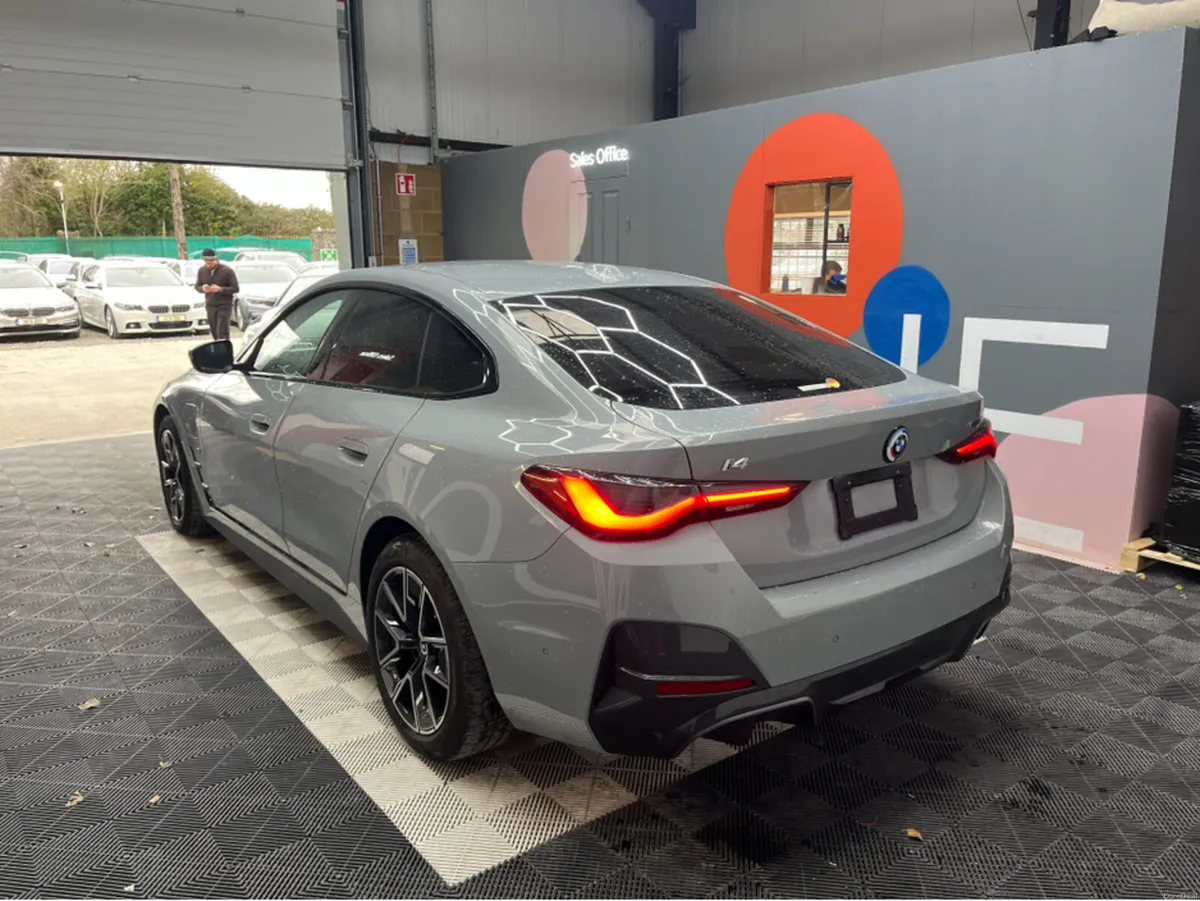 BMW i4 €39950 2023 BMW I4 EDRIVE35 M-SPORT AUTOMAT - Image 4