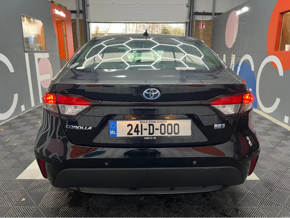 Toyota Corolla 2024 TOYOTA COROLLA HYBRID G 1.8 AU - Image 3