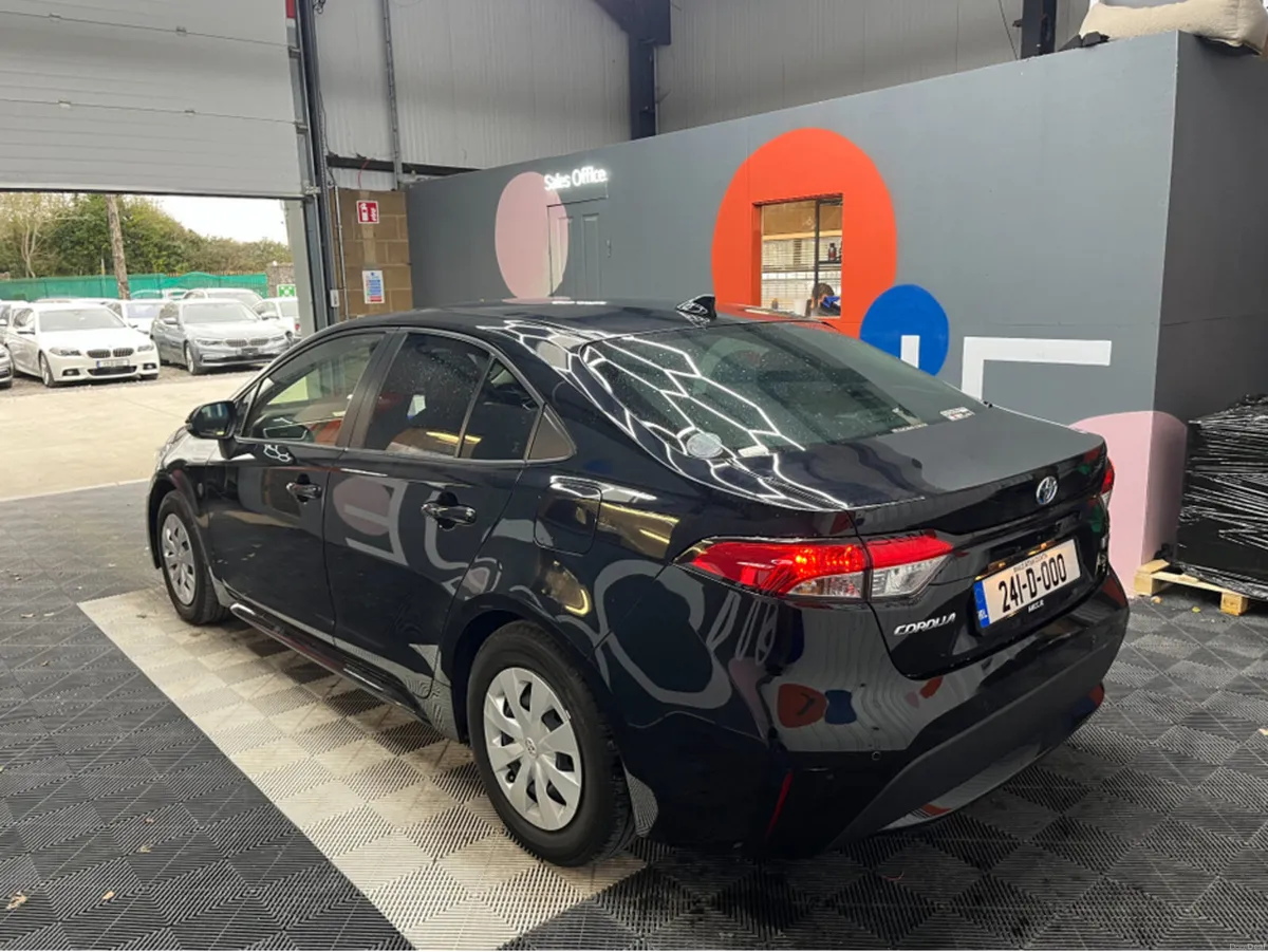 Toyota Corolla 2024 TOYOTA COROLLA HYBRID G 1.8 AU - Image 4