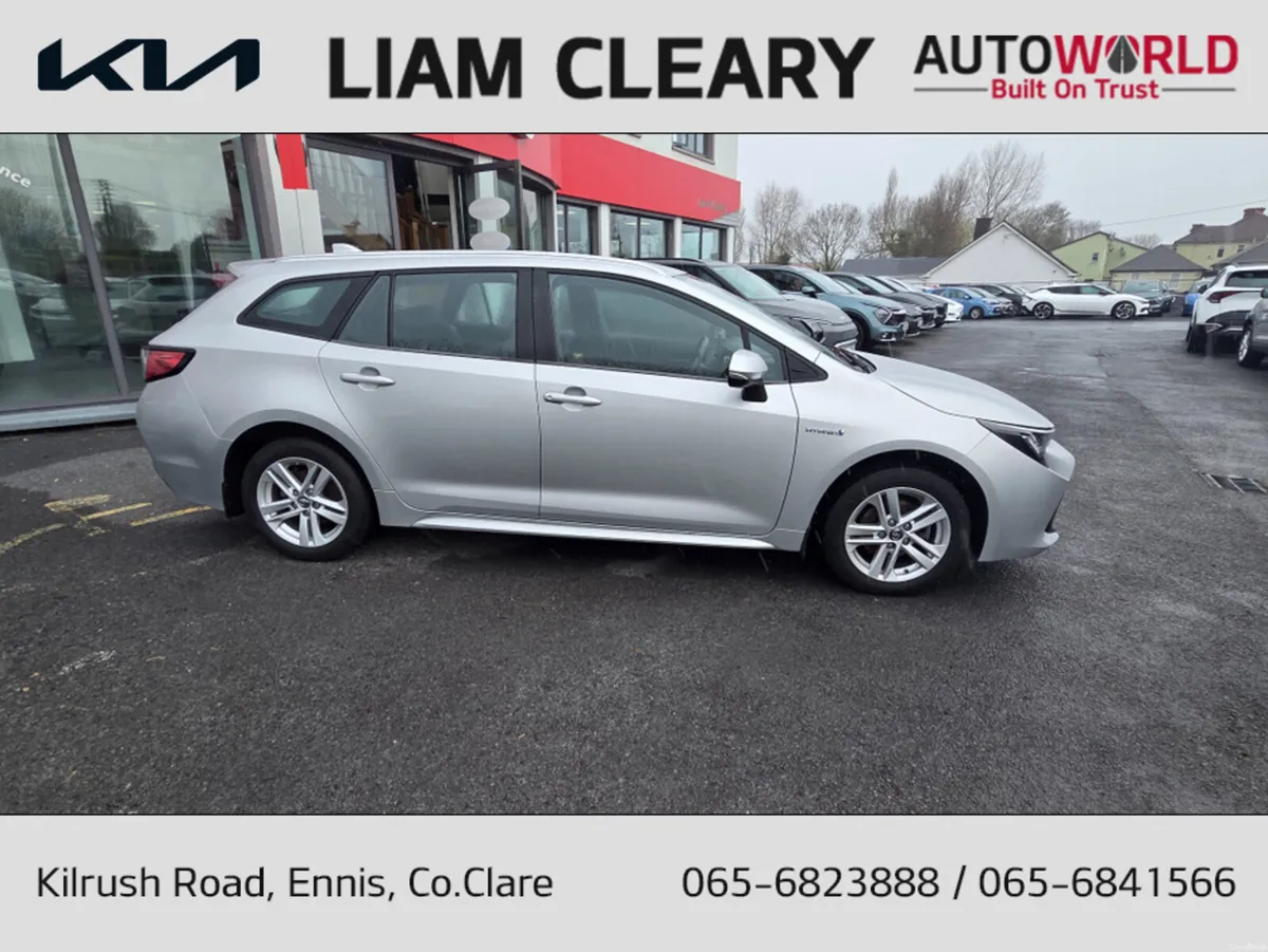 Toyota Corolla HYBRID LUNA T/S AUTO 4DR - Image 2