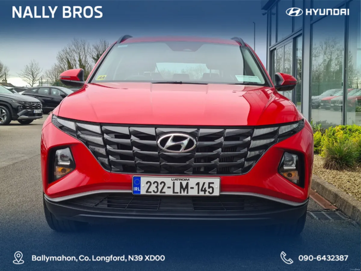 Hyundai Tucson EXECUTIVE 5DR - Image 2