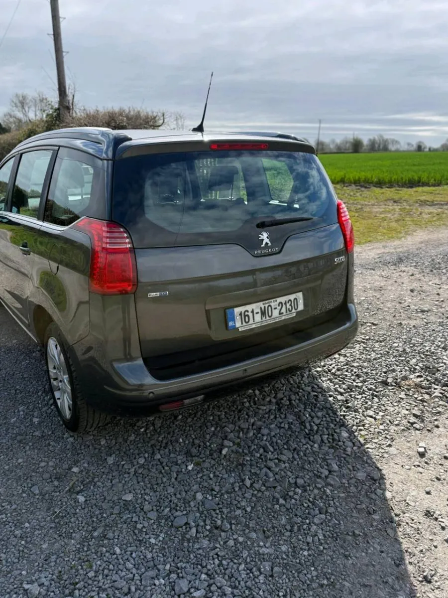 Peugeot 5008 - Image 3