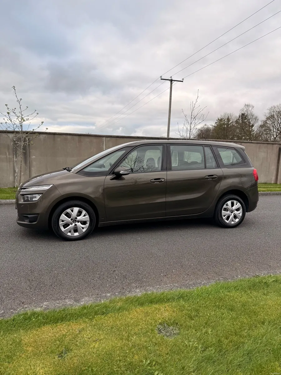 Citroen C4 7 seats fresh NCT - Image 2