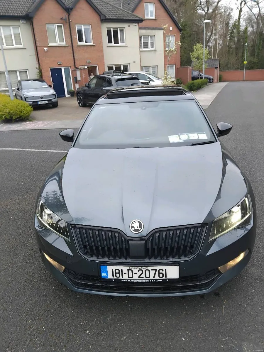 SKODA SUBERB - Image 2