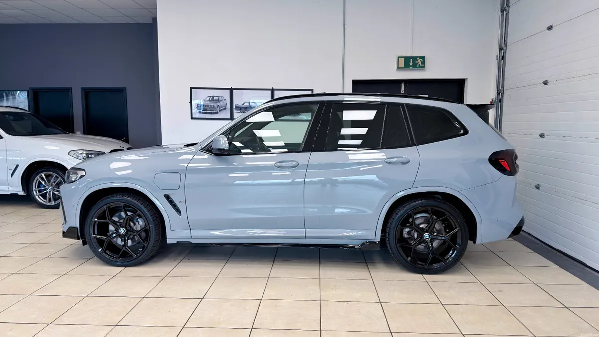 BMW X3 30e Msport Pro - Image 2