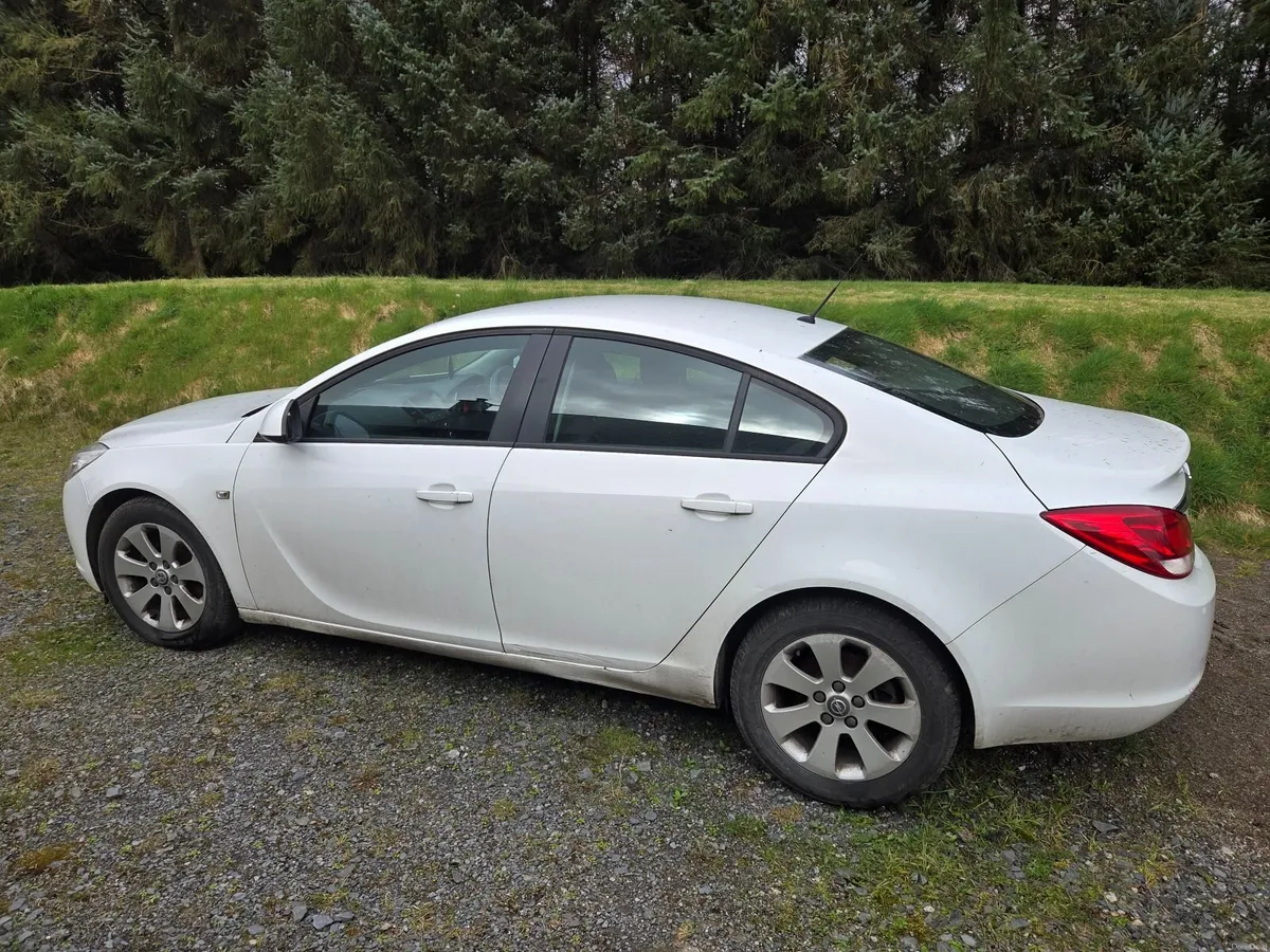 Opel Insignia 2010 - Image 1