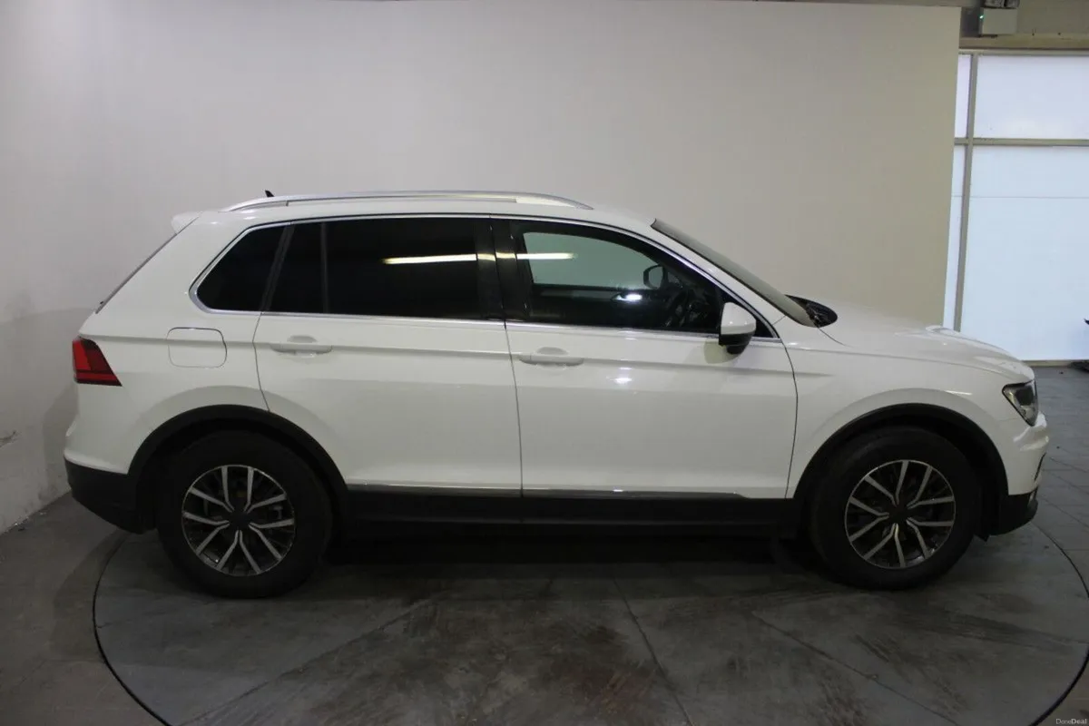 Volkswagen Tiguan TIGUAN COMFORTLINE 2.0 TDI 2 SEA - Image 2