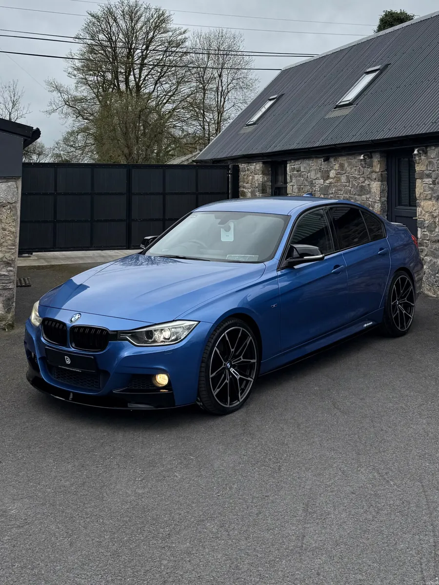 2013 BMW 3 SERIES AUTO M SPORT M PERFORMANCE - Image 3