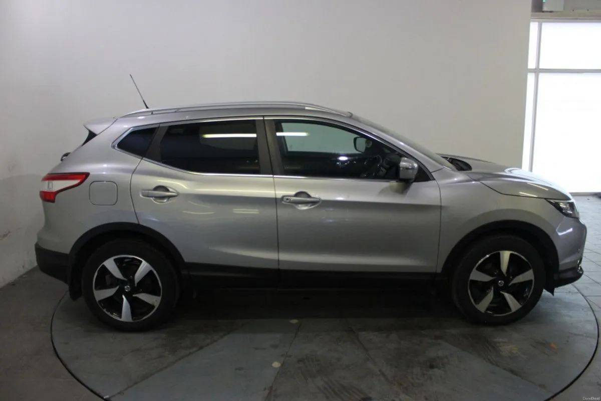 Nissan Qashqai 1.5 DSL SV PREMIUM - TENDER 41 - EN - Image 4