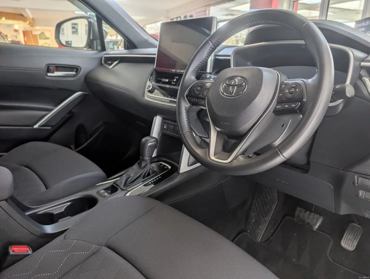 Toyota Corolla Cross Luna Sport - Image 6