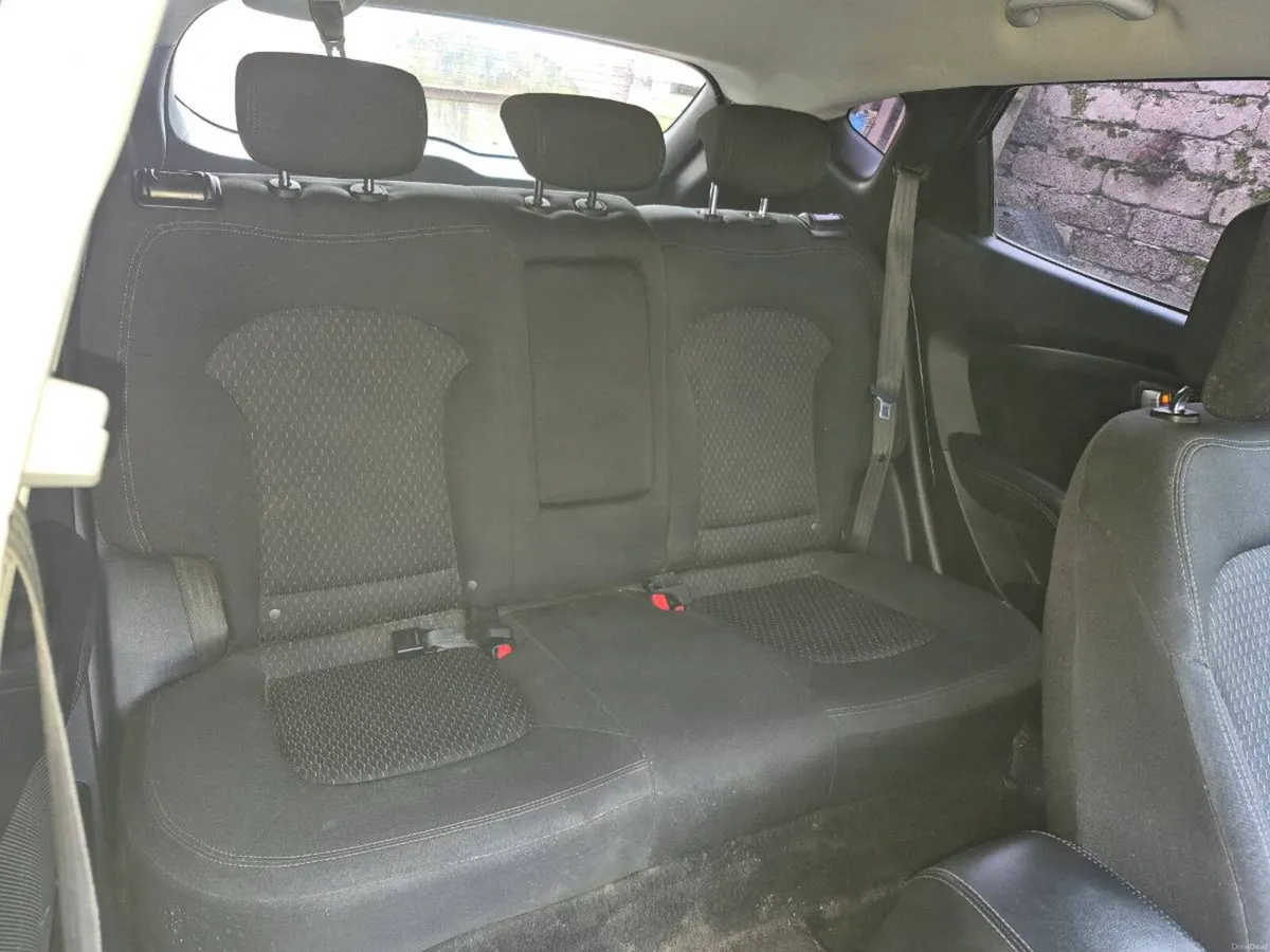 Hyundai ix35 1.7 engine damaged - Image 4