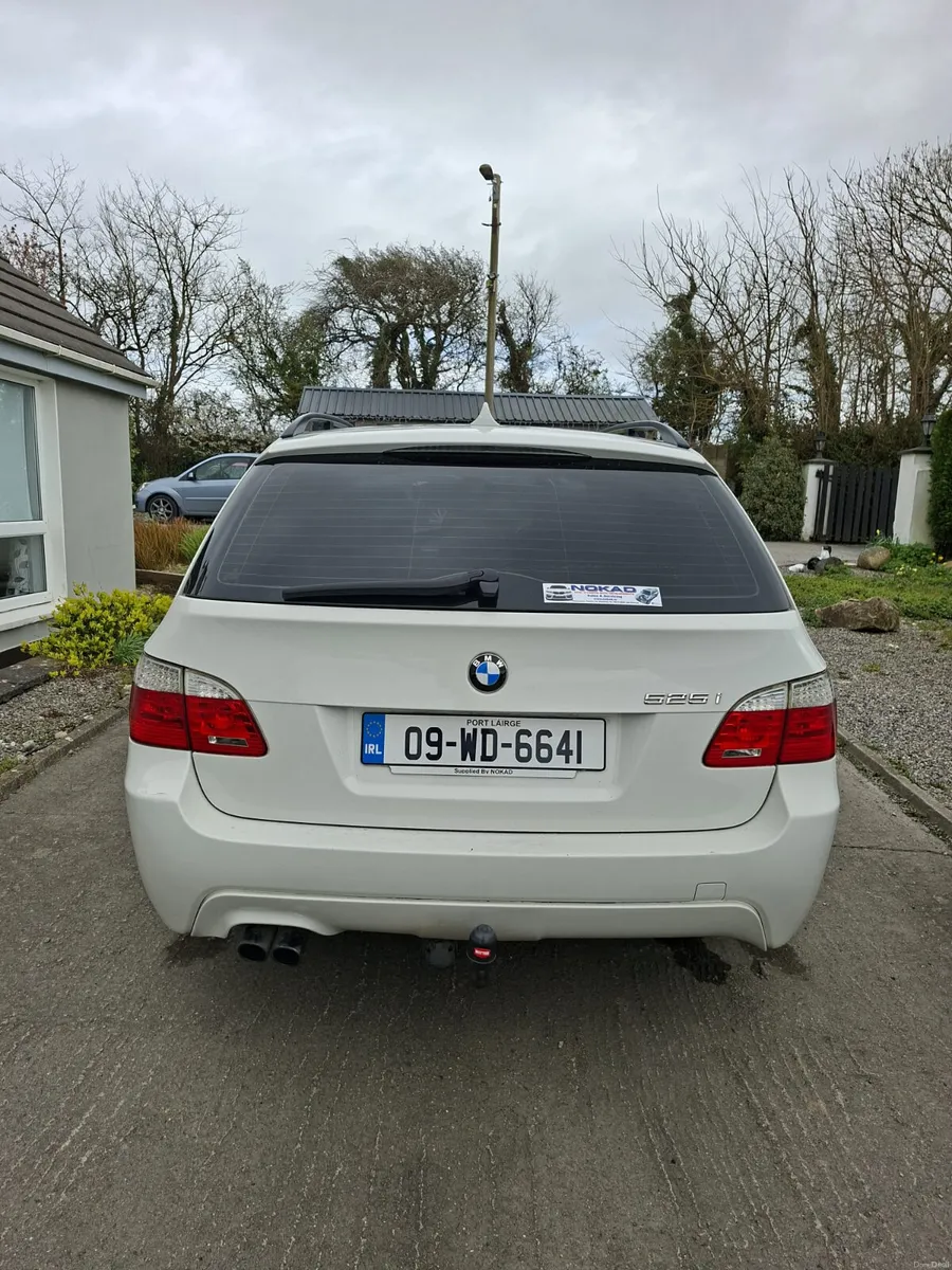 BMW 525i M Sport Touring - Image 6