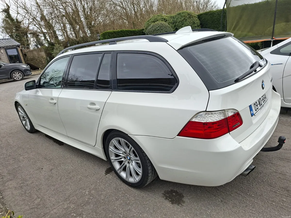 BMW 525i M Sport Touring - Image 5