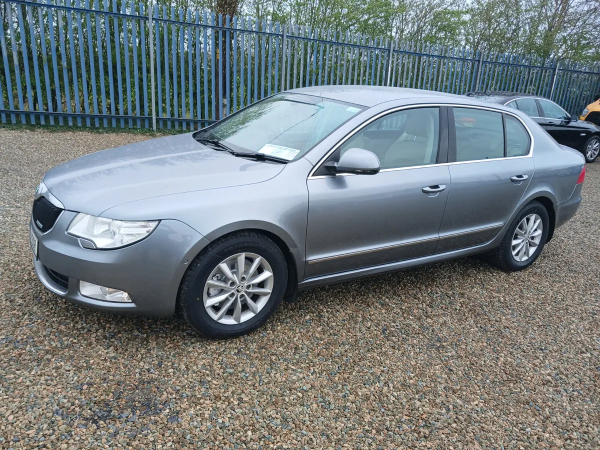 Stunning Skoda Superb 2013 elegance model - Image 1