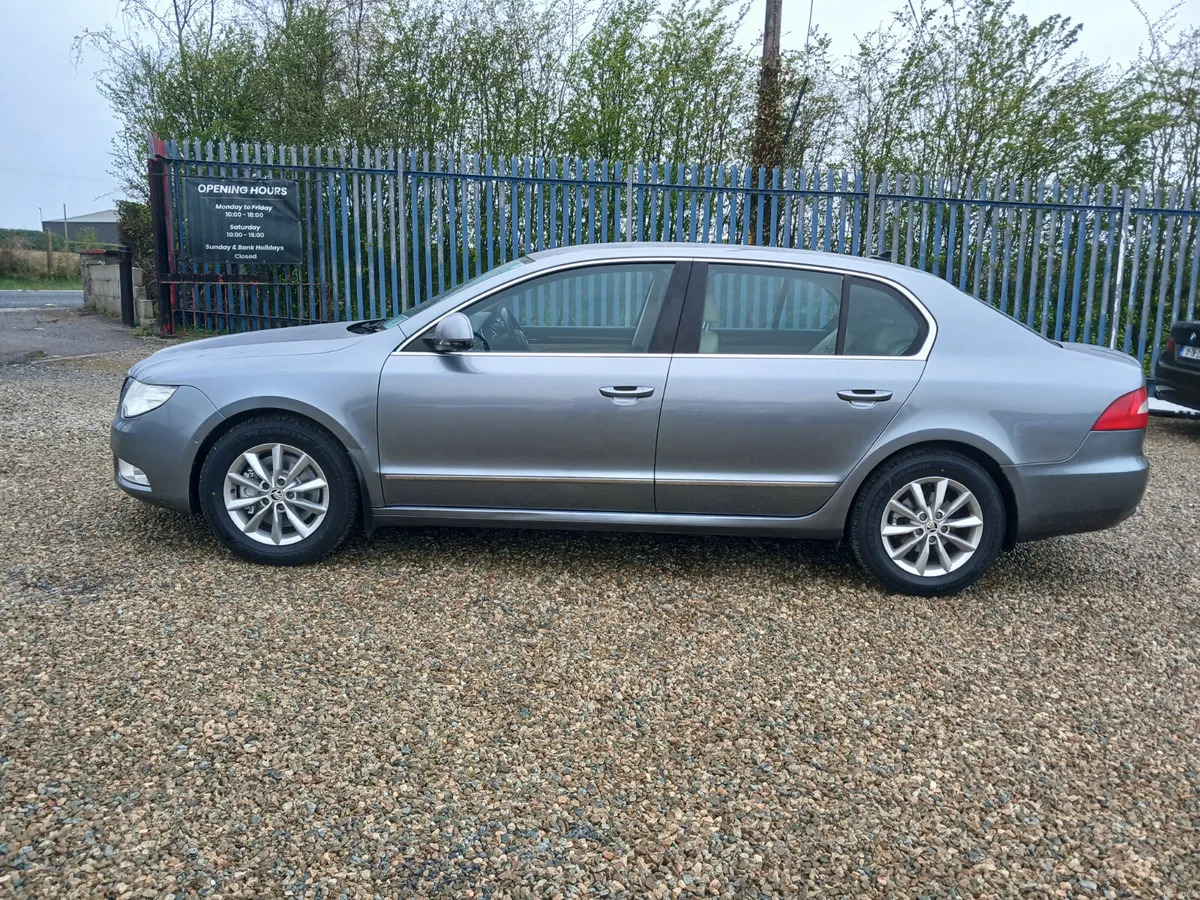 Stunning Skoda Superb 2013 elegance model - Image 4