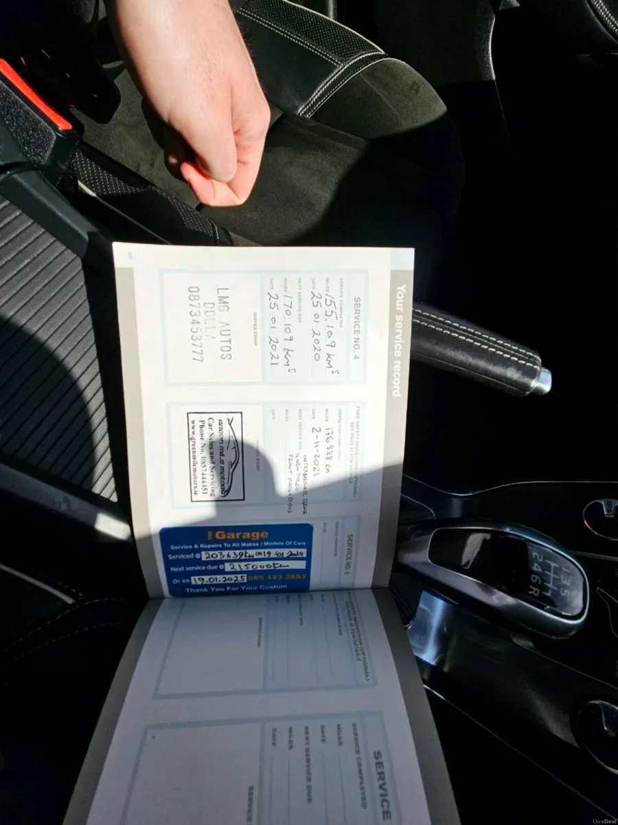 2016 Volvo V40 (R-Design - 2.0 Diesel) - Image 3